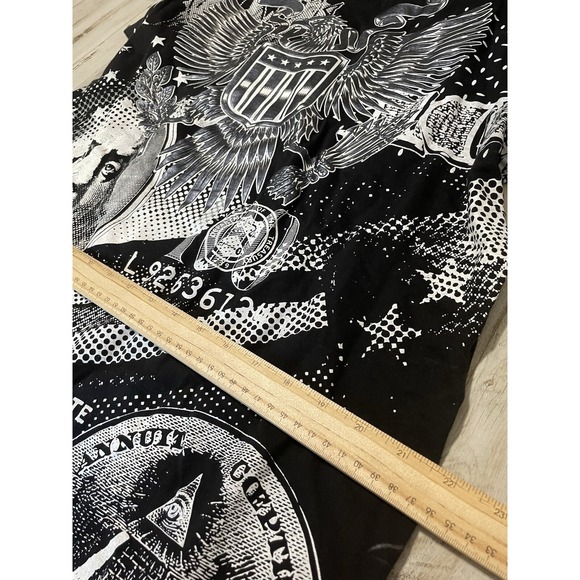 Contender Graphic T-Shirt – Bold All-Over Money & Eagle Print – Size XL - Picture 7 of 7